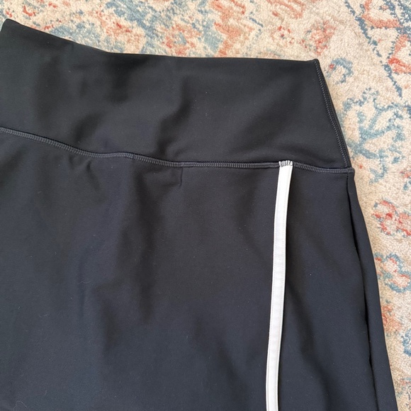Abercrombie & Fitch YPB SculptLux Lined Wrap Skort | XS | Black - Picture 3 of 7